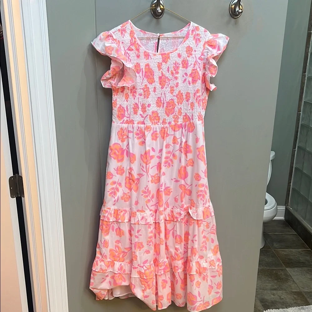 Pink Flutter Sleeve Midi Dress for Weddings - Picture 2 of 4